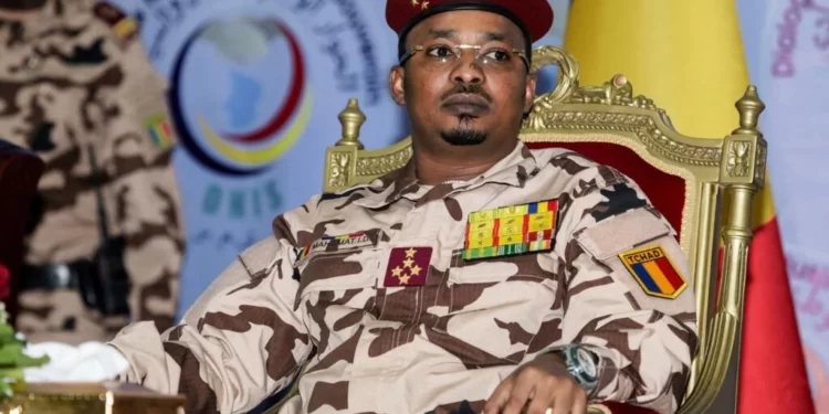 Tchad: Mahamat Idriss Déby Itno désigné président d’une transition prolongée de deux ans