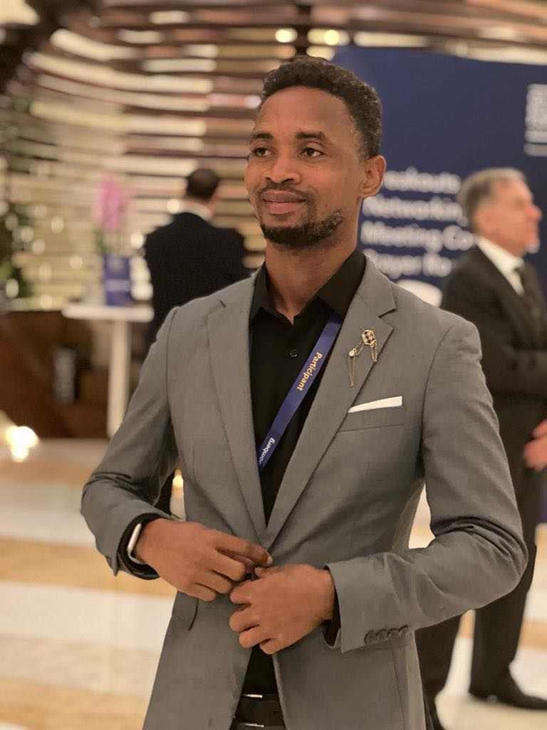 Guinée : Mamadou Abdoulaye DIALLO patron de l’entreprise PÔLE EXCELLENCE , un jeune à la tête bien faite et au pourcours atypique