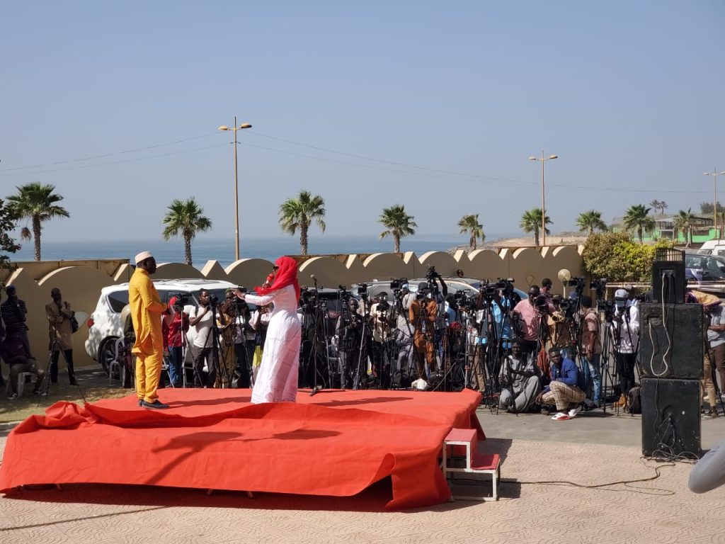 Sénégal : la presse se mobilise pour exiger le rétablissement de Walf TV