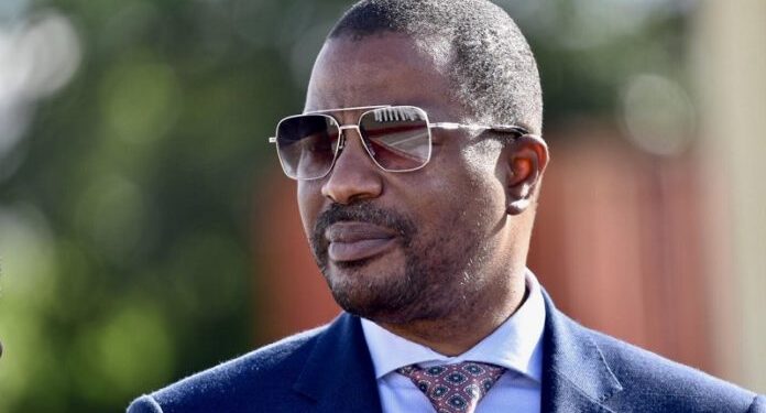 Guinée : un nain qui crache du venin (par Tibou CAMARA)