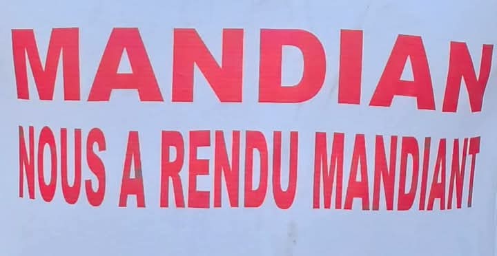 Les travailleurs de l’Office Guinéen de publicité : ” Mandian Sidibé, nous sommes devenus des mendiants
