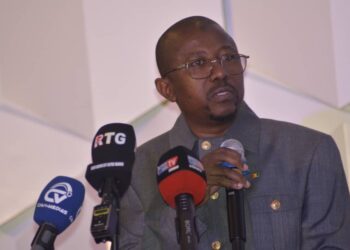 Projet Simandou : Mohamed Lamine SY SAVANE, Ministre Directeur de cabinet à la primature appelle la jeunesse à se former !
