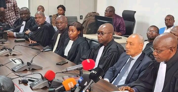 Traitement inhumain et dégradant infligé à Abdoul Sacko: le barreau de Guinée en colère contre l’État ! 