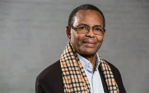 Il est temps de célébrer Tierno Monenembo en Guinée ( Mohamed Salifou Keita, journaliste et écrivain)