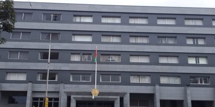 Guinée : la banque centrale en difficulté, aucun paiement n’est disponible depuis le mercredi 26 mars 2025 ! ( source)