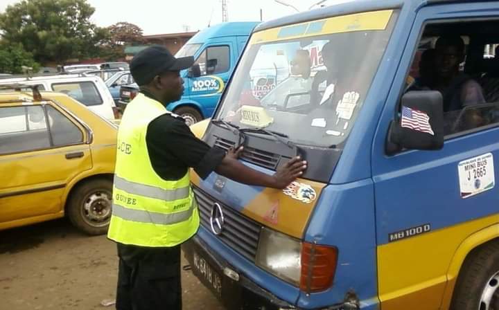 Guinée : le contrôle de la taxe unique sur les Véhicules (vignettes) demarre à partir du 1er avril 2025 ( communiqué)