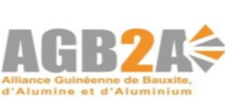 Journée internationale du travail : les employés de la société AGB2A-GIC célèbrent Ahmed Kanté et reconnaissent ses efforts