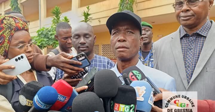 Examen d’entrée en 7e année : le top départ donné à Gbessia par le Président de la délégation spéciale