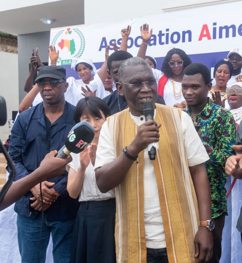 Ahmed Kanté appuie les jeunes de Wonkifong pour soutenir la Transition