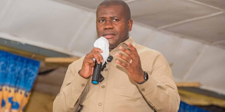 Dinguiraye : le Ministre Ismaël NABE met en lumière les innovations du projet de nouvelle Constitution