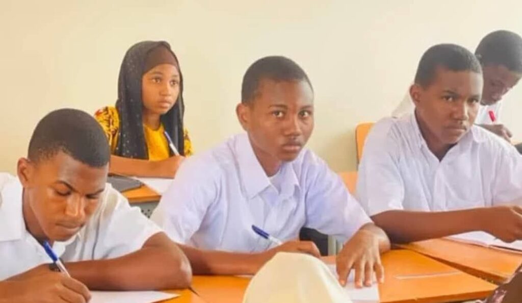 Liste des boursiers 2025 en Guinée : Abdoul Wahabi SY oublié sur la liste du SNABE ?