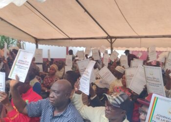 Guinée : main dans la main , le CNOCSG et la CONASOC lancent une grande campagne de vulgarisation du projet de nouvelle constitution à Dixinn