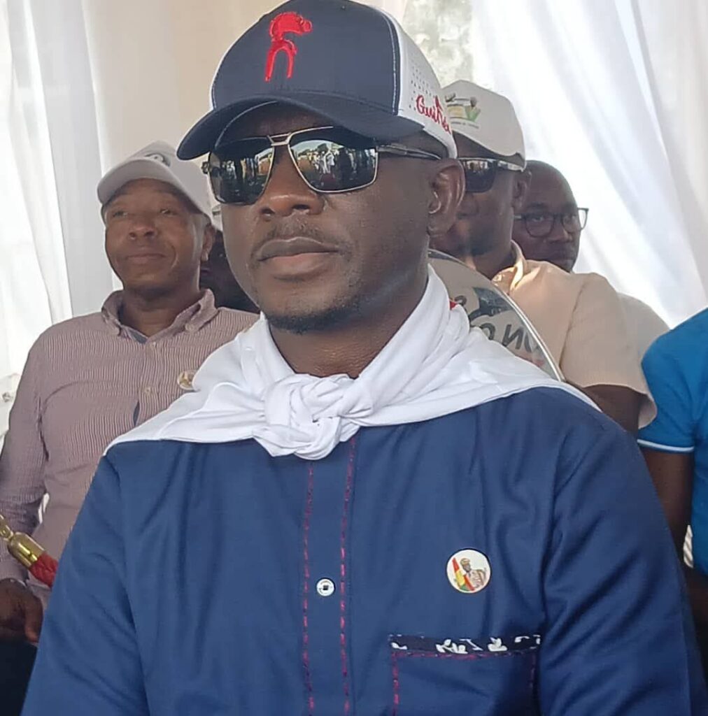 Mohamed Lamine SIMAKAN, l’homme aux valeurs inoxydables dit « Oui » à la nouvelle Constitution!