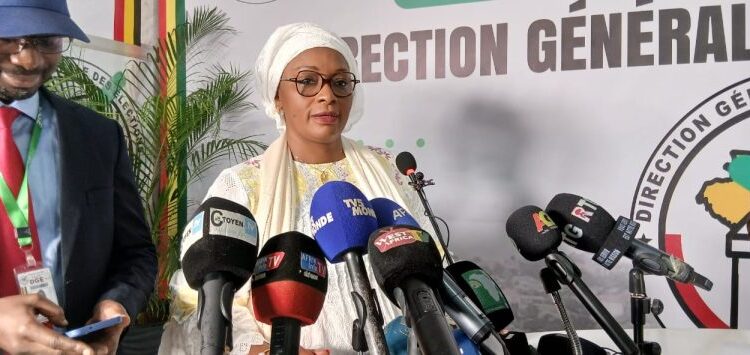 Guinée : le forum des forces sociales dresse un véritable réquisitoire contre les résultats du référendum !