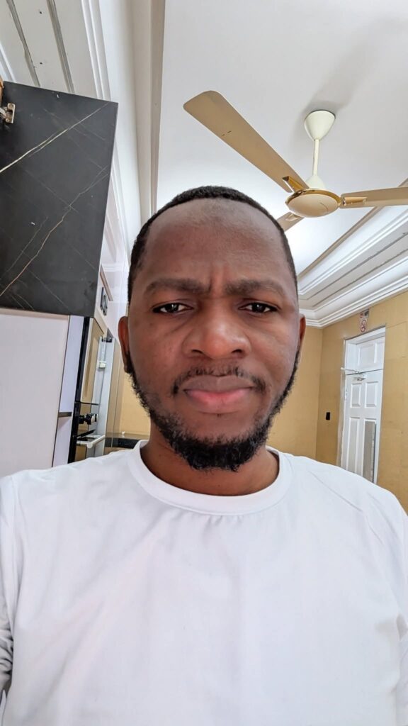 Guinee : le journaliste Mamoudou Babila Keita annonce l’enlèvement de son père