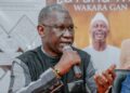 Ahmed Kanté participe à la dédicace de l’ouvrage « Wakara Gan – Les deux tablettes sacrées »