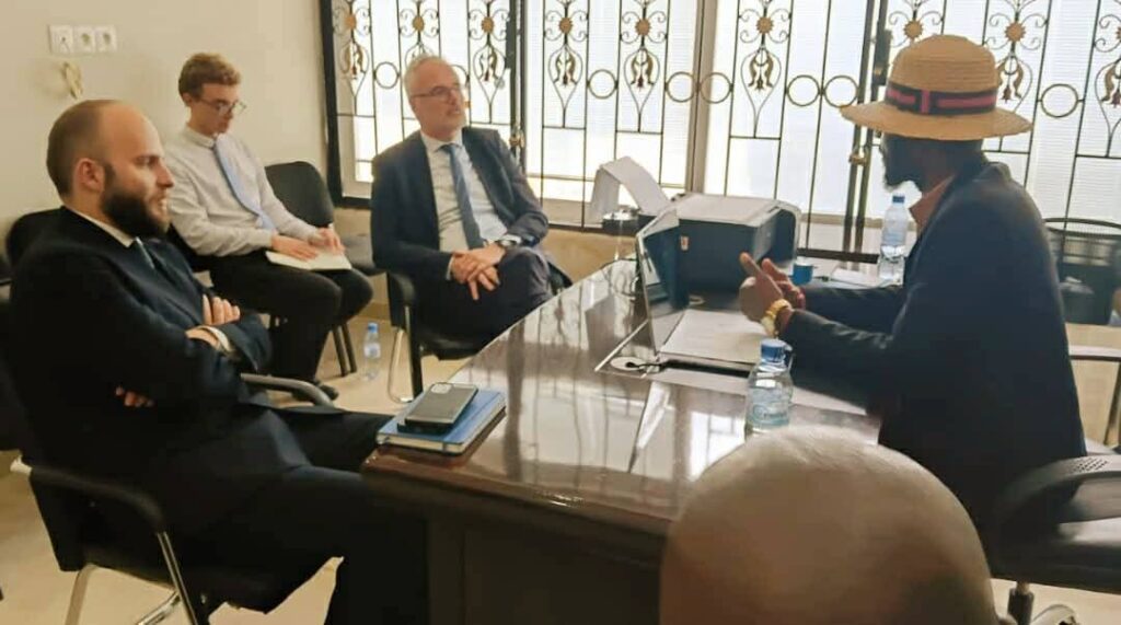 Medias et diplomatie: L’ambassadeur de la France en Guinée et en Sierra Léone reçu par le secrétaire general du SPPG