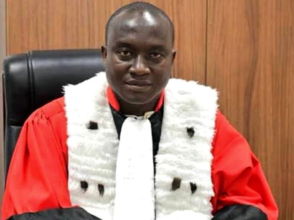 Algassimou Diallo ramené à Coyah, menotté et cagoulé